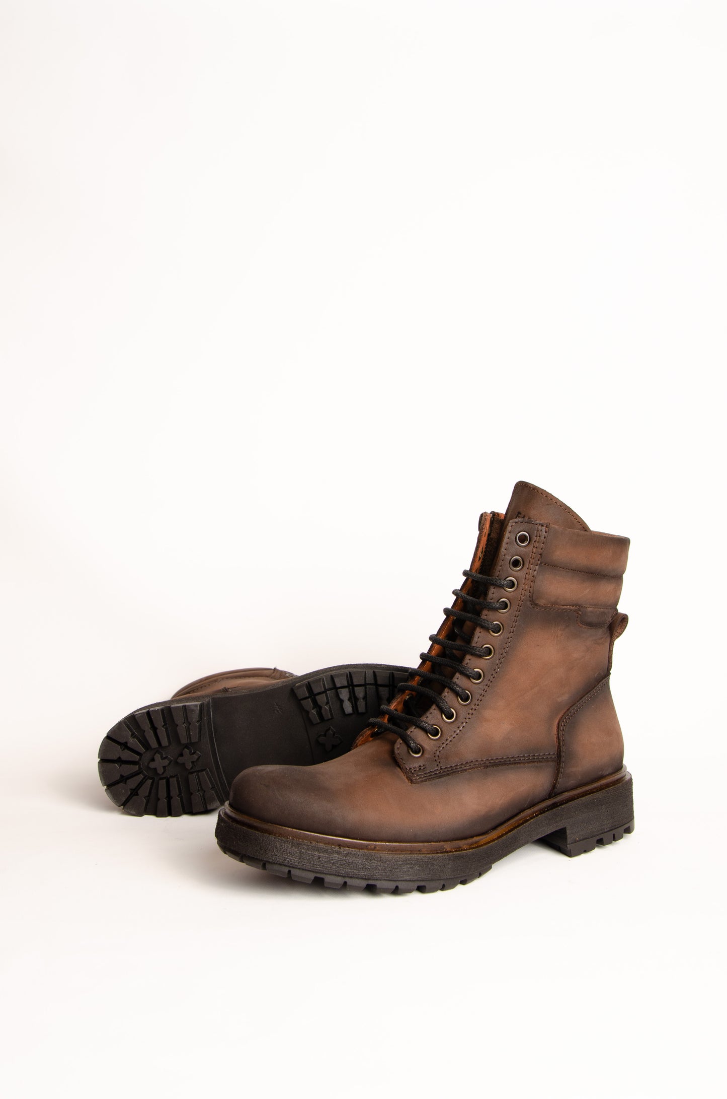 Borcego Arrigo Choco