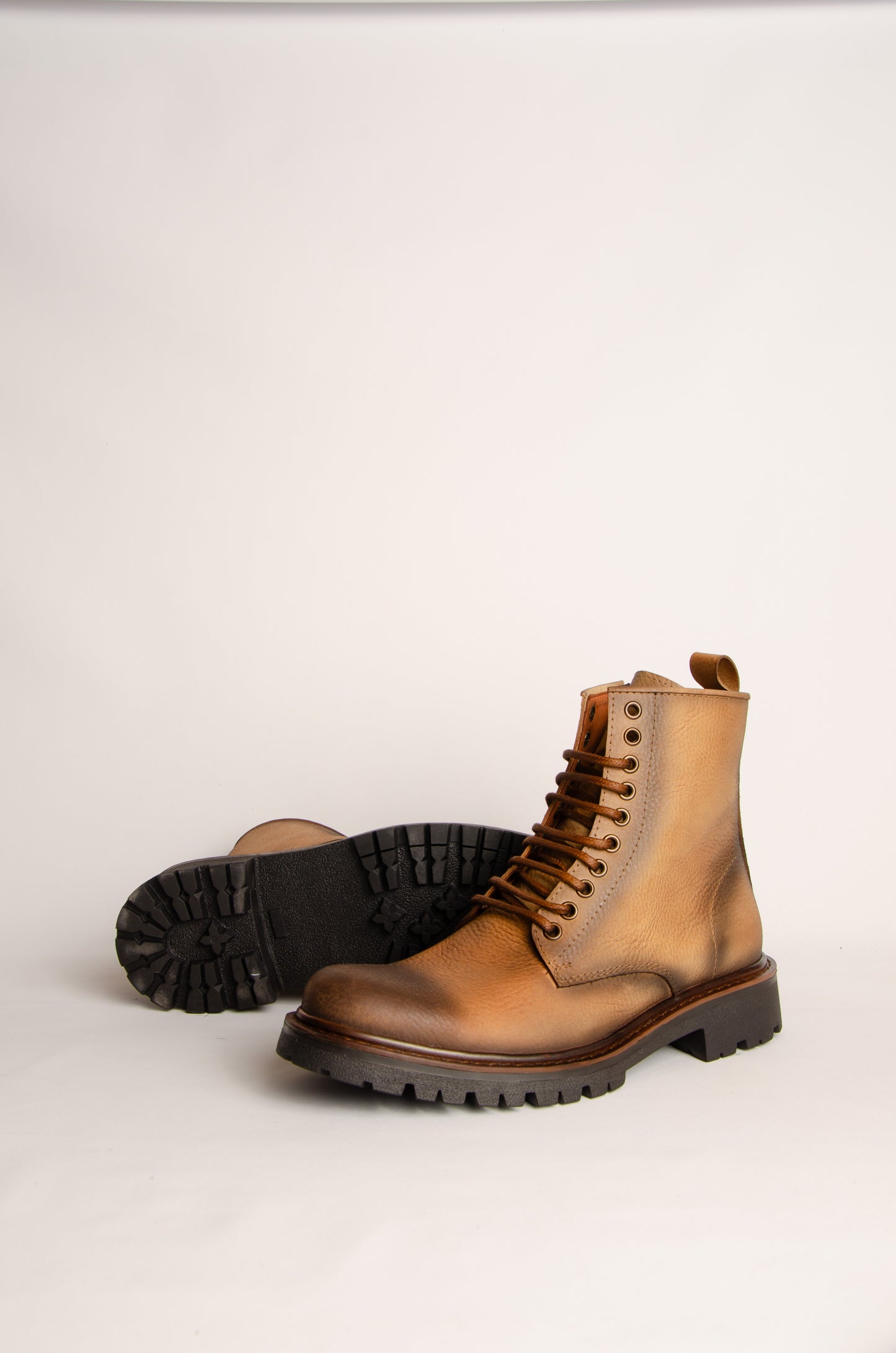 Borcego Benigno Beige