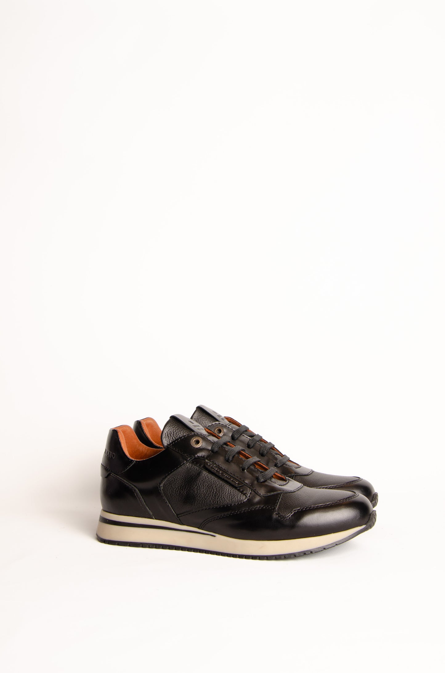 Zapatilla Dante Negro