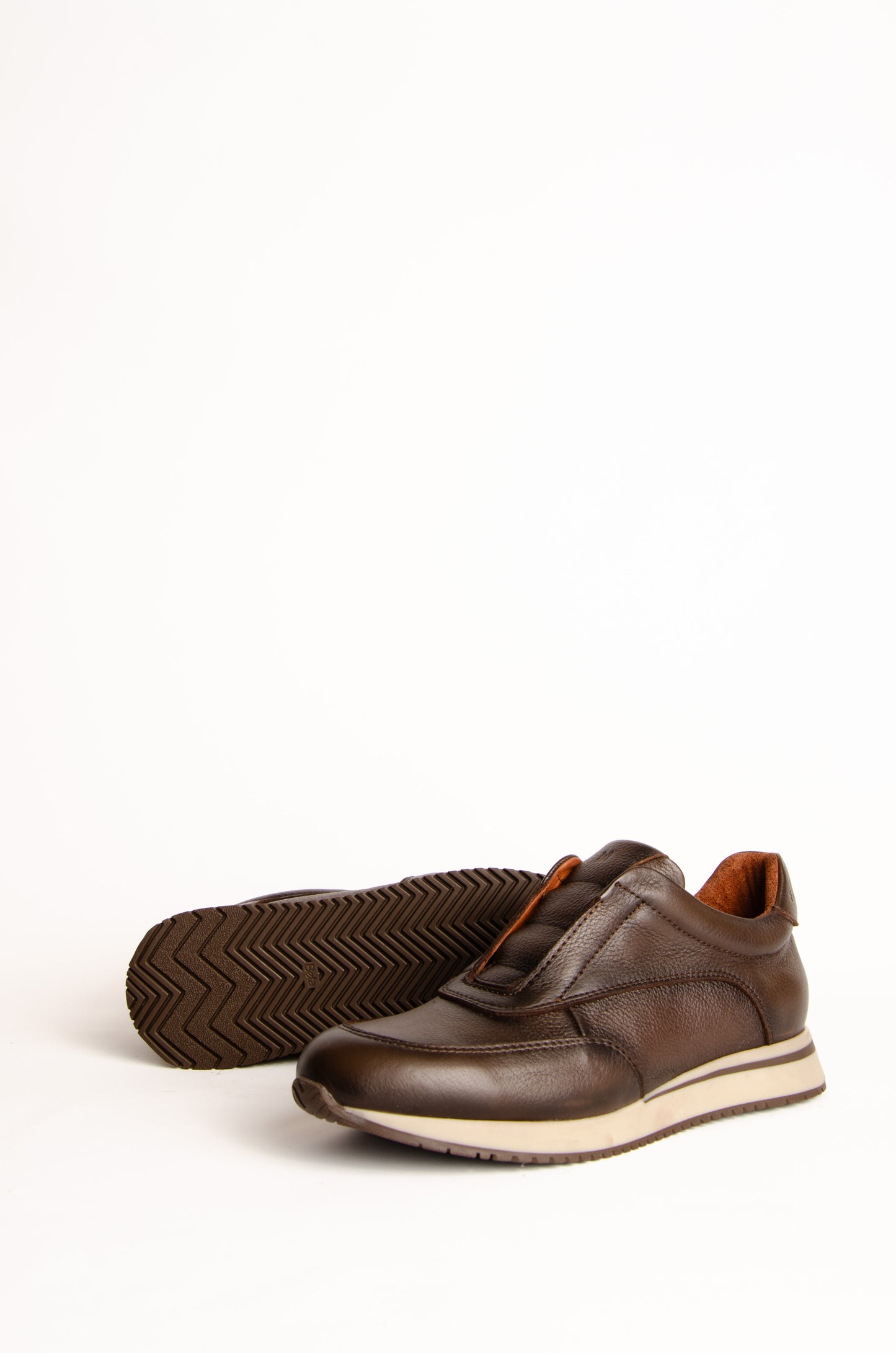 Zapatilla Angello Choco