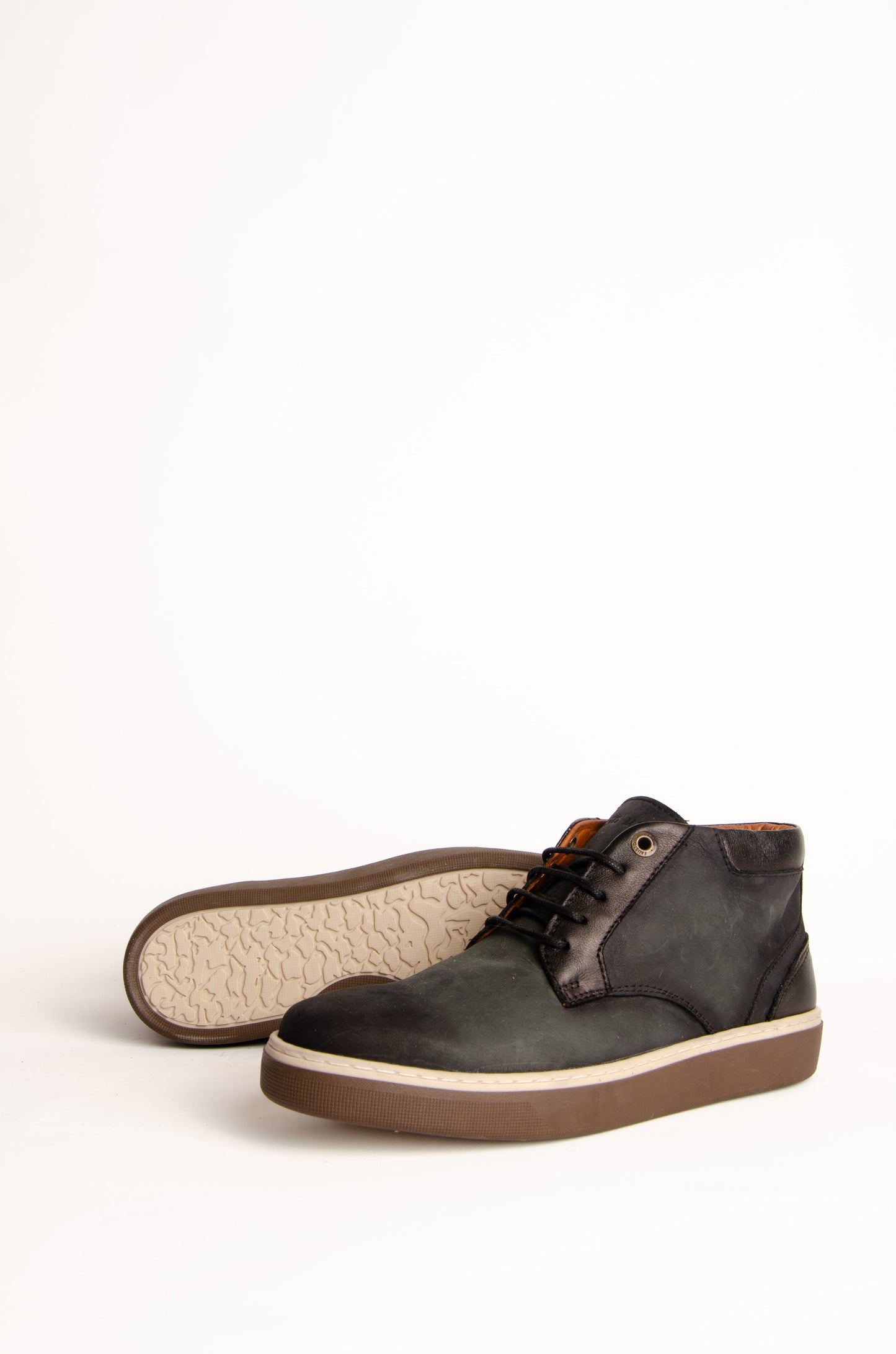 Zapatilla Lamberto Negro