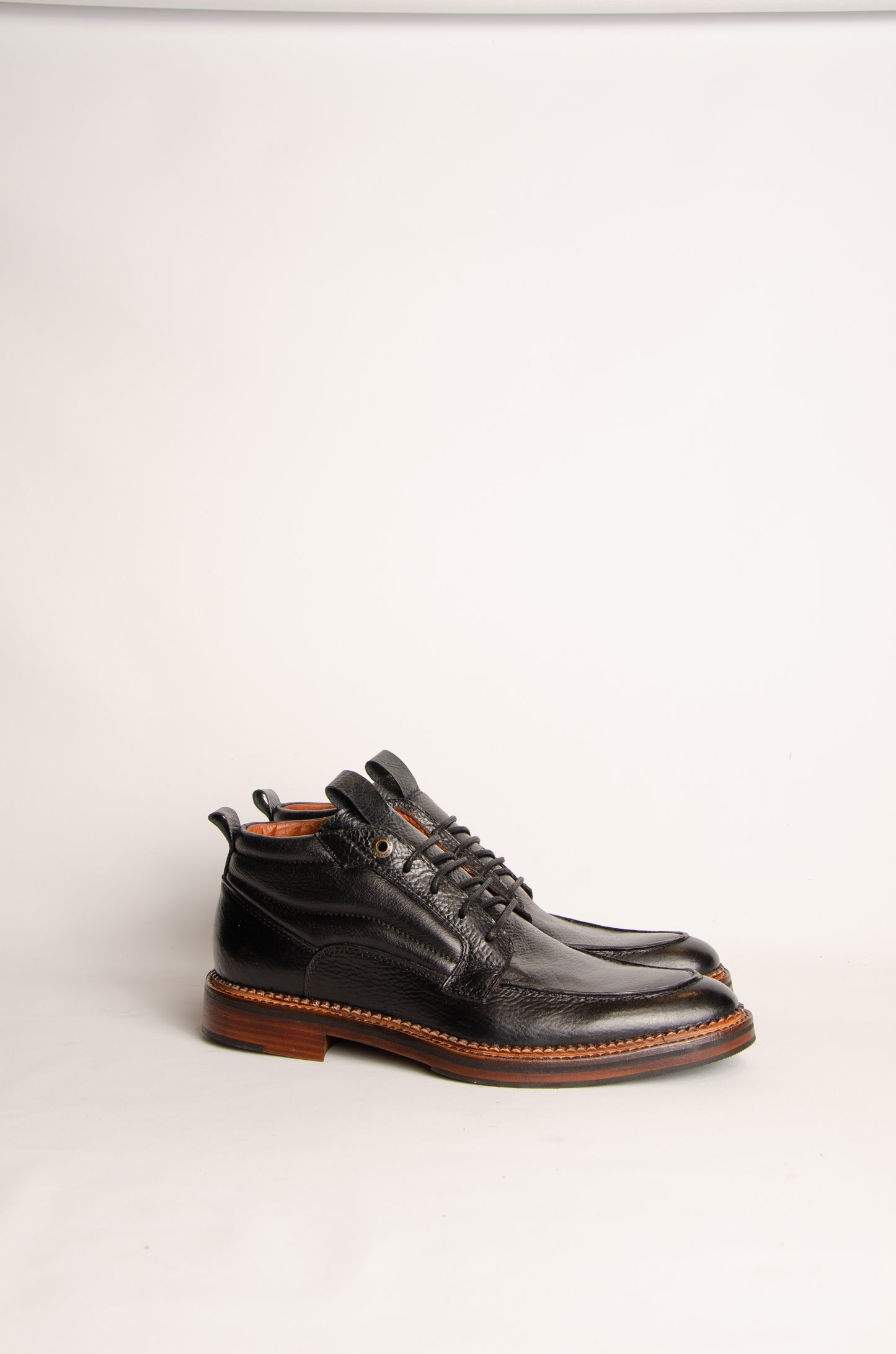 Borcego Virgilio Negro