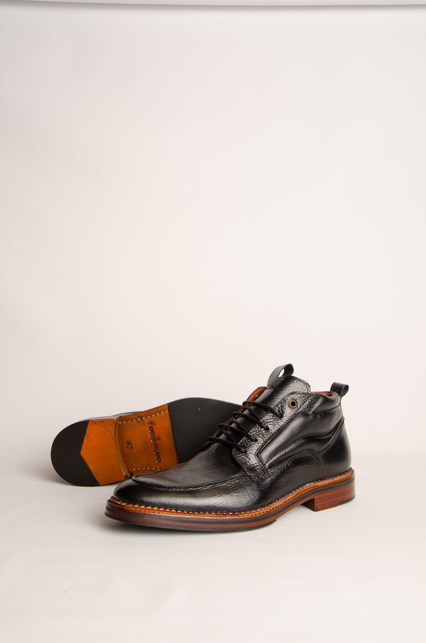 Borcego Virgilio Negro