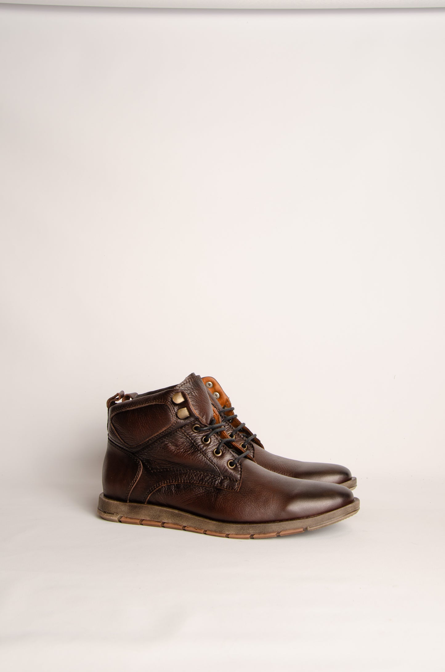 Bota Zeno Choco