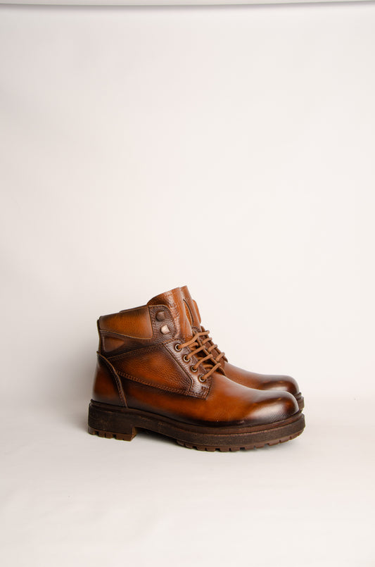 Borcego Rodolfo Suela