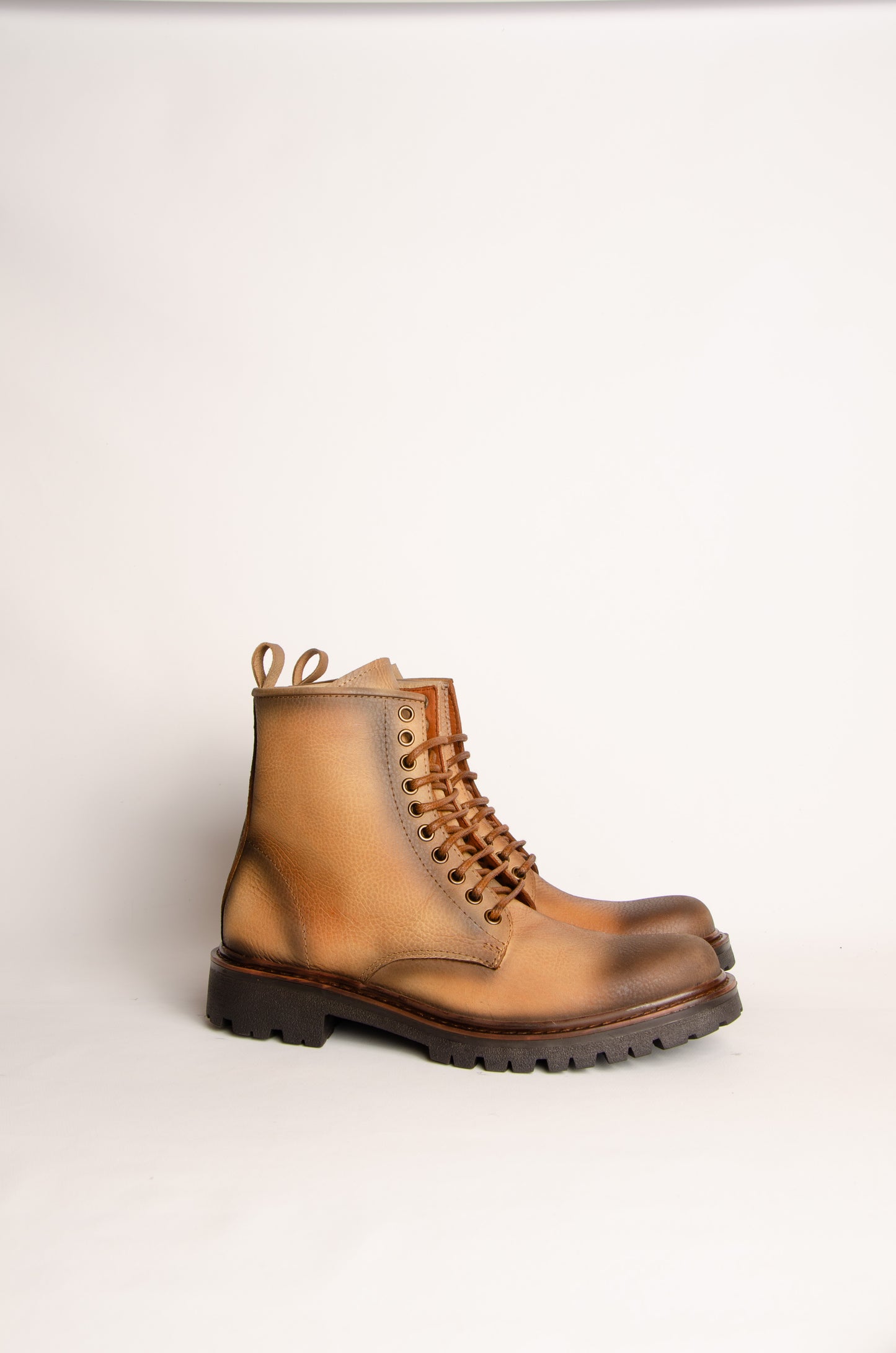 Borcego Benigno Beige